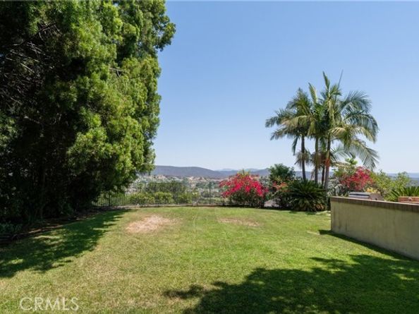 4 Arabian, Laguna Hills CA 92679