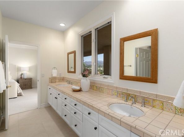 4 Arabian, Laguna Hills CA 92679