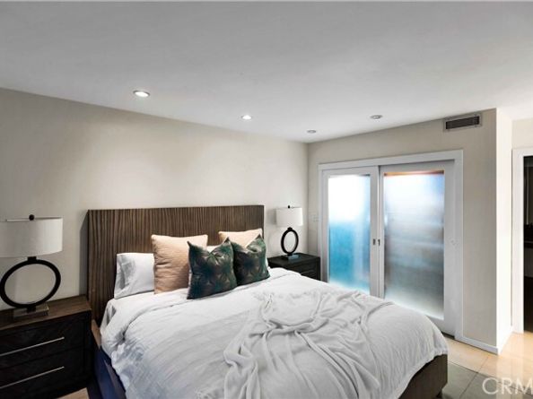 2160 Century Park 1512, Los Angeles CA 90067