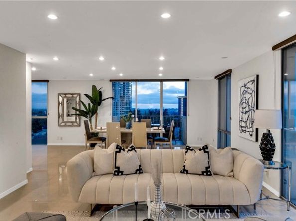 2160 Century Park 1512, Los Angeles CA 90067