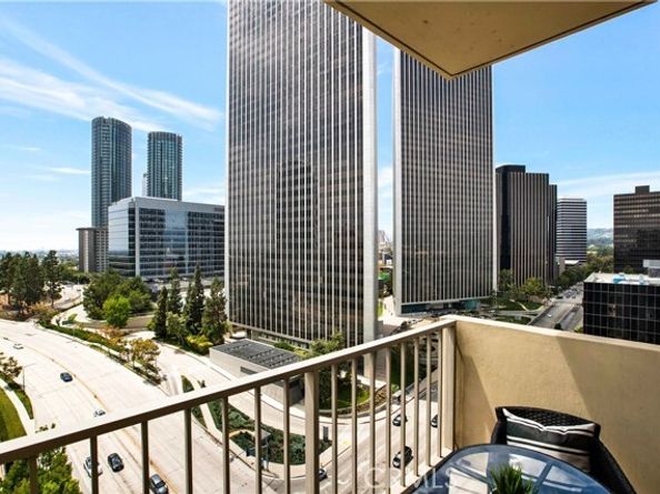 2160 Century Park 1512, Los Angeles CA 90067