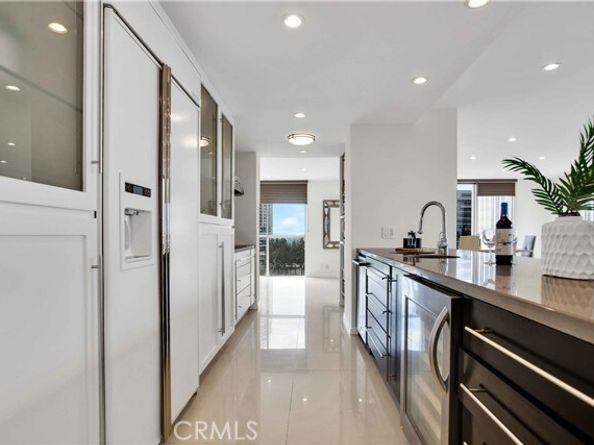 2160 Century Park 1512, Los Angeles CA 90067