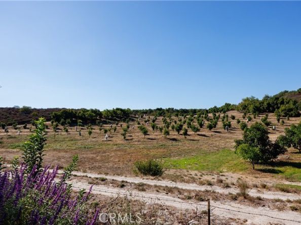 12 Anacapa Court, Lake Forest (el Toro) CA 92610