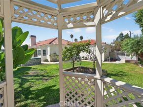 18572 Fairhaven Ave, Tustin CA 92705