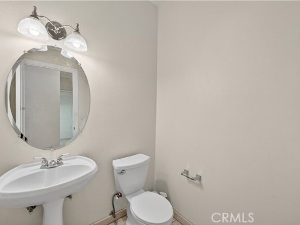 18572 Fairhaven Ave, Tustin CA 92705