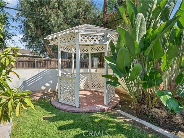 18572 Fairhaven Ave, Tustin CA 92705