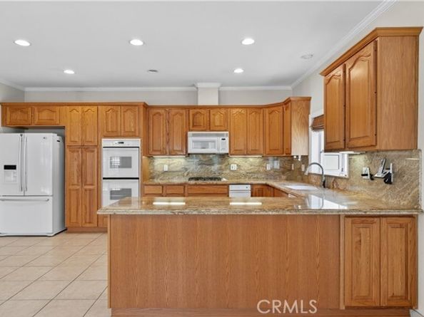 18572 Fairhaven Ave, Tustin CA 92705
