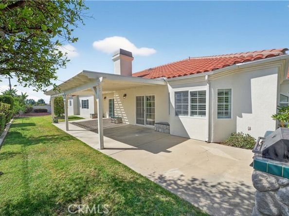 18572 Fairhaven Ave, Tustin CA 92705