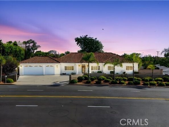 18572 Fairhaven Ave, Tustin CA 92705