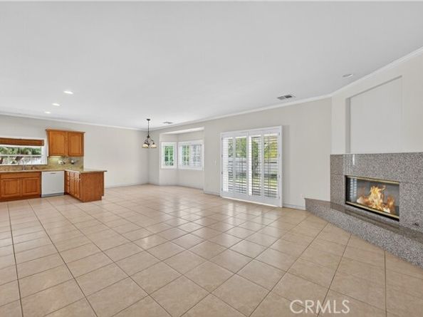 18572 Fairhaven Ave, Tustin CA 92705