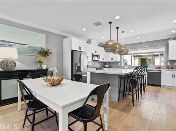 406 Coyote Pass, Lake Forest (el Toro) CA 92610