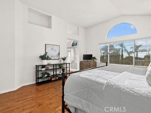 7 pandale, Lake Forest (el Toro) CA 92610