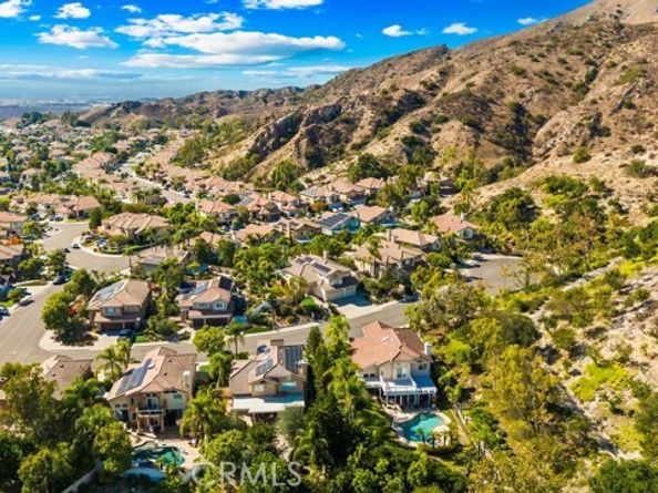 7 pandale, Lake Forest (el Toro) CA 92610