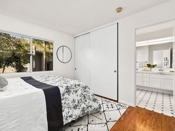 7 pandale, Lake Forest (el Toro) CA 92610