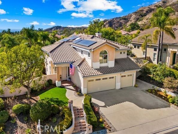 7 pandale, Lake Forest (el Toro) CA 92610