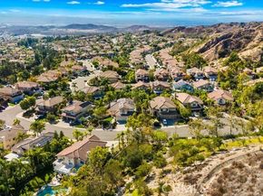 7 pandale, Lake Forest (el Toro) CA 92610