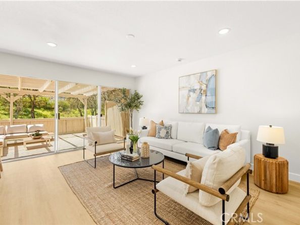 6511 E Circulo Dali, Anaheim CA 92807