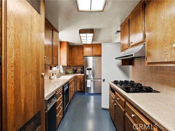 328 Poinsettia, Corona Del Mar (newport Beach) CA 92625