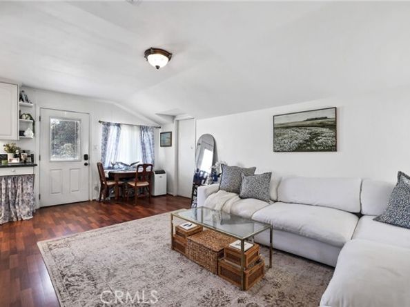 328 Poinsettia, Corona Del Mar (newport Beach) CA 92625
