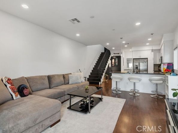 2222 Strata, Eagle Rock (los Angeles) CA 90041