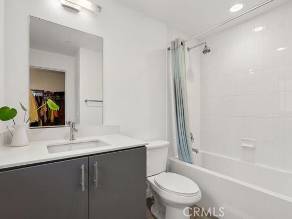 2222 Strata, Eagle Rock (los Angeles) CA 90041