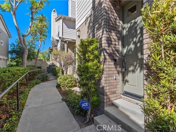 3987 Balmoral, Yorba Linda CA 92886