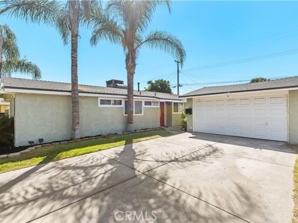 2262 Academy, Pomona CA 91768