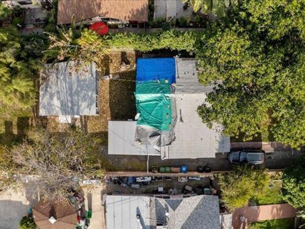 15043 Oro Grande Street, Sylmar (los Angeles) CA 91342