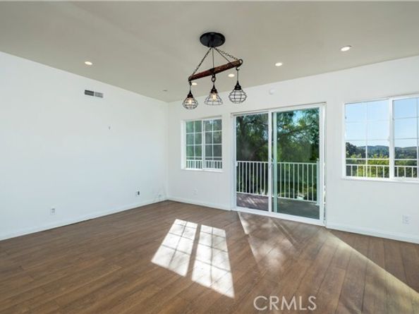 10161 Foothill Boulevard, Sylmar (los Angeles) CA 91342