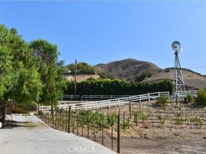 10161 Foothill Boulevard, Sylmar (los Angeles) CA 91342