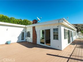 10161 Foothill Boulevard, Sylmar (los Angeles) CA 91342