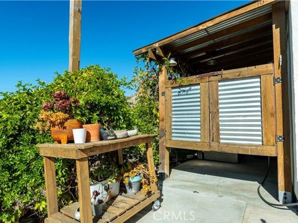 10161 Foothill Boulevard, Sylmar (los Angeles) CA 91342