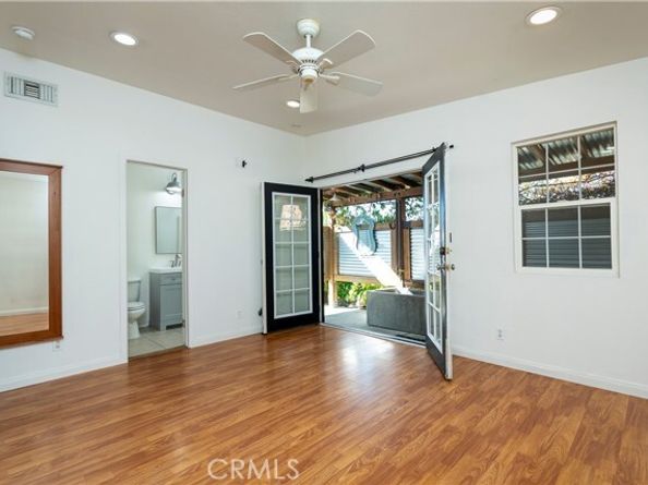 10161 Foothill Boulevard, Sylmar (los Angeles) CA 91342