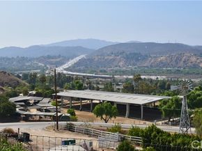 10161 Foothill Boulevard, Sylmar (los Angeles) CA 91342