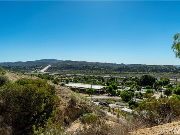 10161 Foothill Boulevard, Sylmar (los Angeles) CA 91342