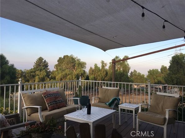 10161 Foothill Boulevard, Sylmar (los Angeles) CA 91342