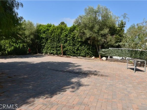 10161 Foothill Boulevard, Sylmar (los Angeles) CA 91342