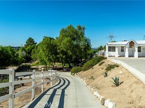 10161 Foothill Boulevard, Sylmar (los Angeles) CA 91342