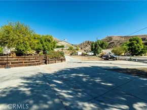 10161 Foothill Boulevard, Sylmar (los Angeles) CA 91342