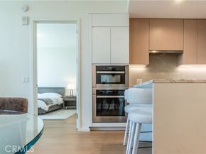 877 Francisco Street 1512, Los Angeles CA 90017