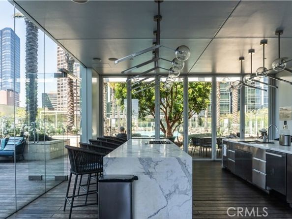877 Francisco Street 1512, Los Angeles CA 90017