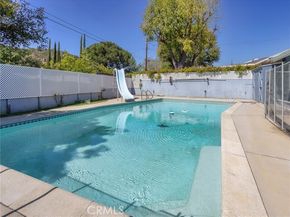 9545 Creemore, Tujunga (los Angeles) CA 91042
