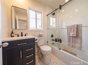 5629 Cleon, North Hollywood (los Angeles) CA 91601