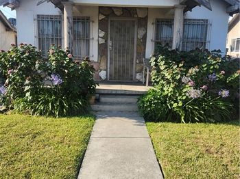 437 W 81st Street