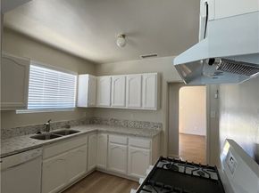 10563 Las Lunitas Avenue, Tujunga (los Angeles) CA 91042