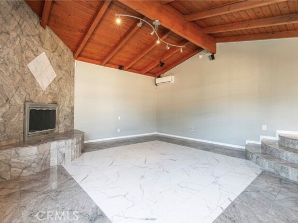 10752 Gerald Avenue, Granada Hills (los Angeles) CA 91344