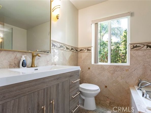 10752 Gerald Avenue, Granada Hills (los Angeles) CA 91344