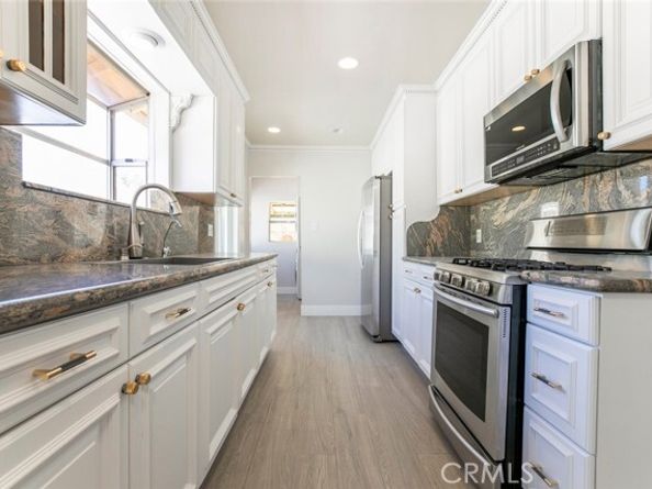 10752 Gerald Avenue, Granada Hills (los Angeles) CA 91344