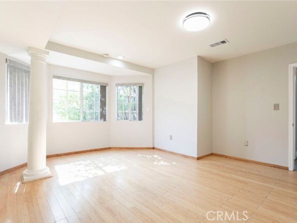 10752 Gerald Avenue, Granada Hills (los Angeles) CA 91344