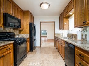 10109 Parr Avenue, Sunland (los Angeles) CA 91040